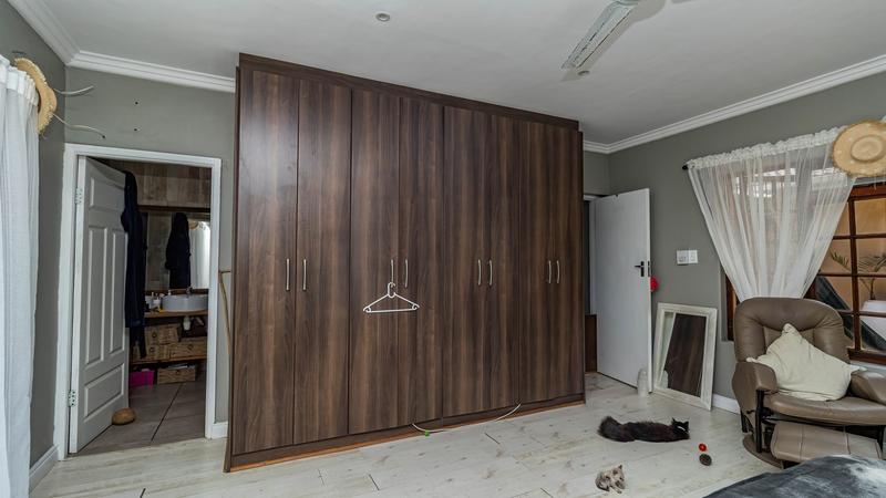 7 Bedroom Property for Sale in Dana Bay Western Cape